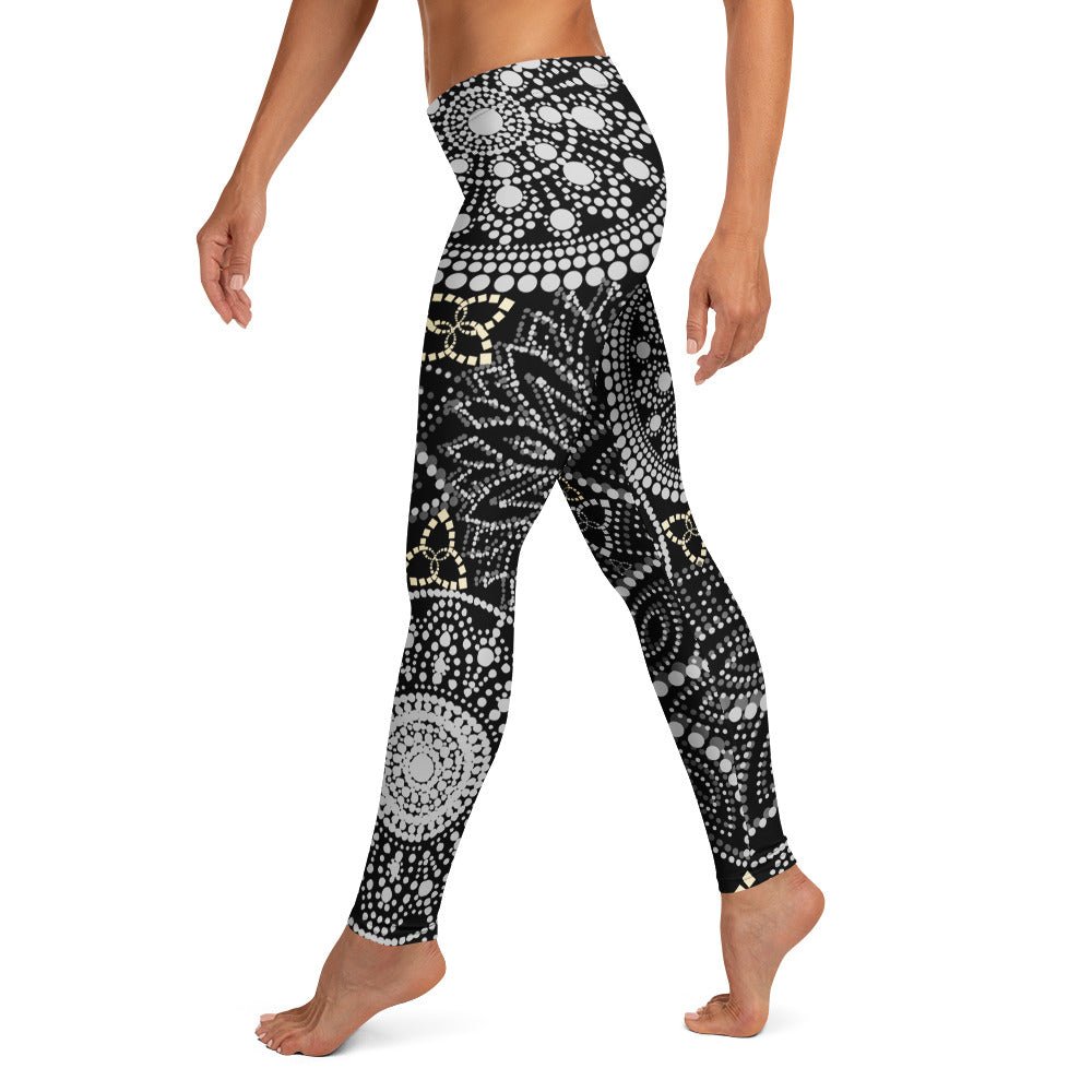 Mandala Leggings Schwarz Weiß – Boho Style mit UV - Schutz | Langlebige Damenleggings mit 4 - Wege - Stretch & elastischem Bund - YogaStylz