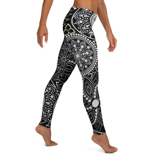 Mandala Leggings Schwarz Weiß – Boho Style mit UV - Schutz | Langlebige Damenleggings mit 4 - Wege - Stretch & elastischem Bund - YogaStylz
