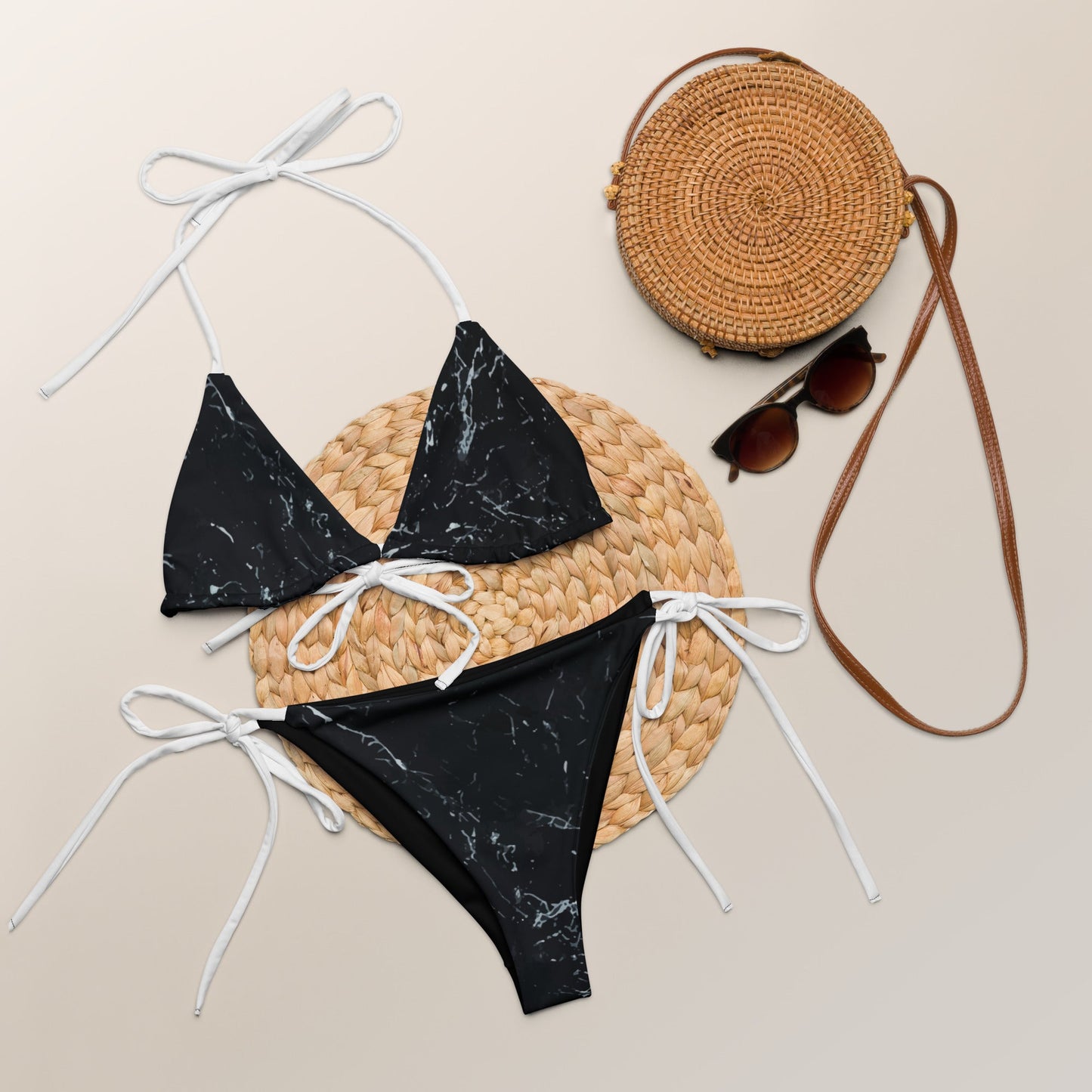 Schnürbikini „Black Marble“ – wandelbar, bequem - YogaStylz
