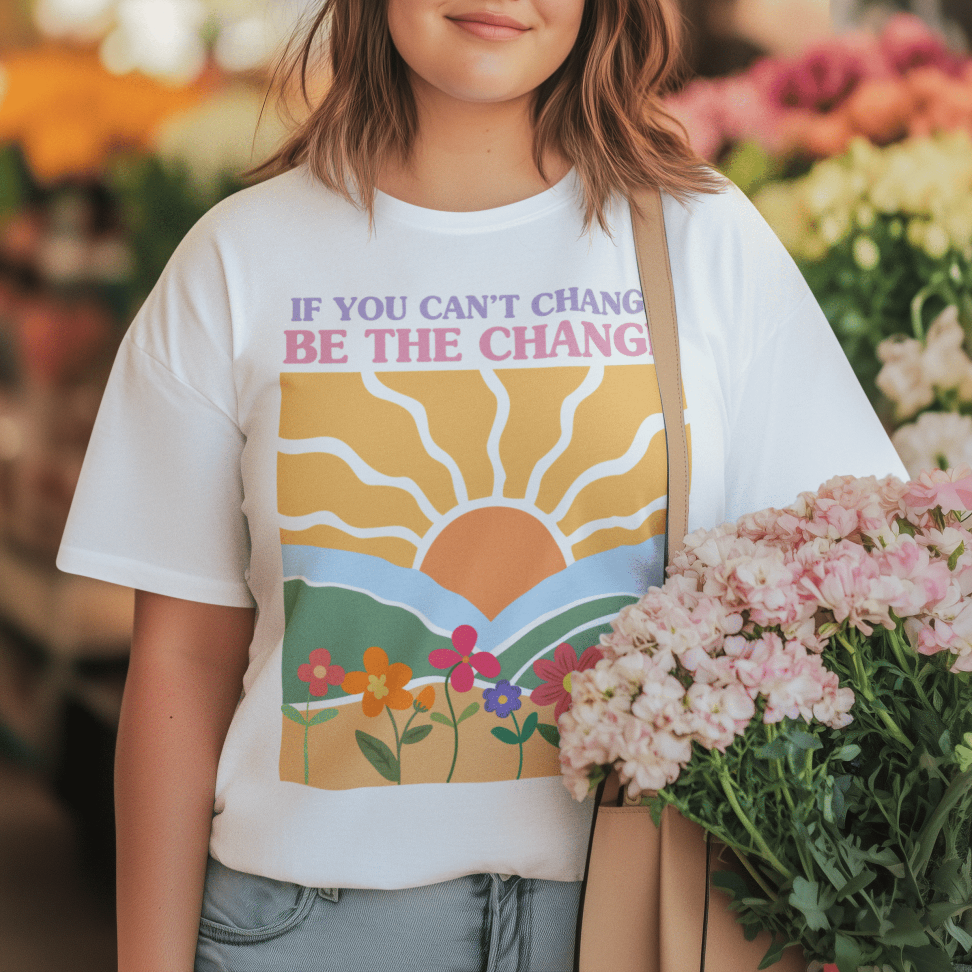 „Be The Change“ Unisex Bio T-Shirt – Sunrise & Flowers Design - YogaStylz