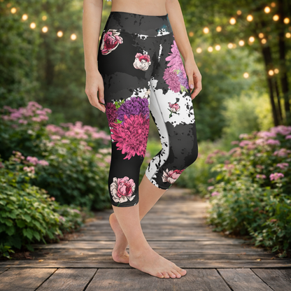 Boho Yoga - Capri - Leggings „Midnight Blossom“ – High Waist Florale Sport Leggings - YogaStylz