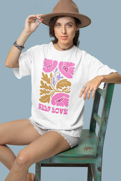 T-Shirt mit „Self Love“ Print – Florales Unisex Shirt aus 100 % Baumwolle (Bio) | Retro Achtsamkeit & Nachhaltigkeit