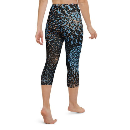 Yoga Capri - Leggings Blau Schwarz – Hoher Bund & 4 - Wege - Stretch | Bequeme Sport - Capri für Damen, stylisch & funktional - YogaStylz