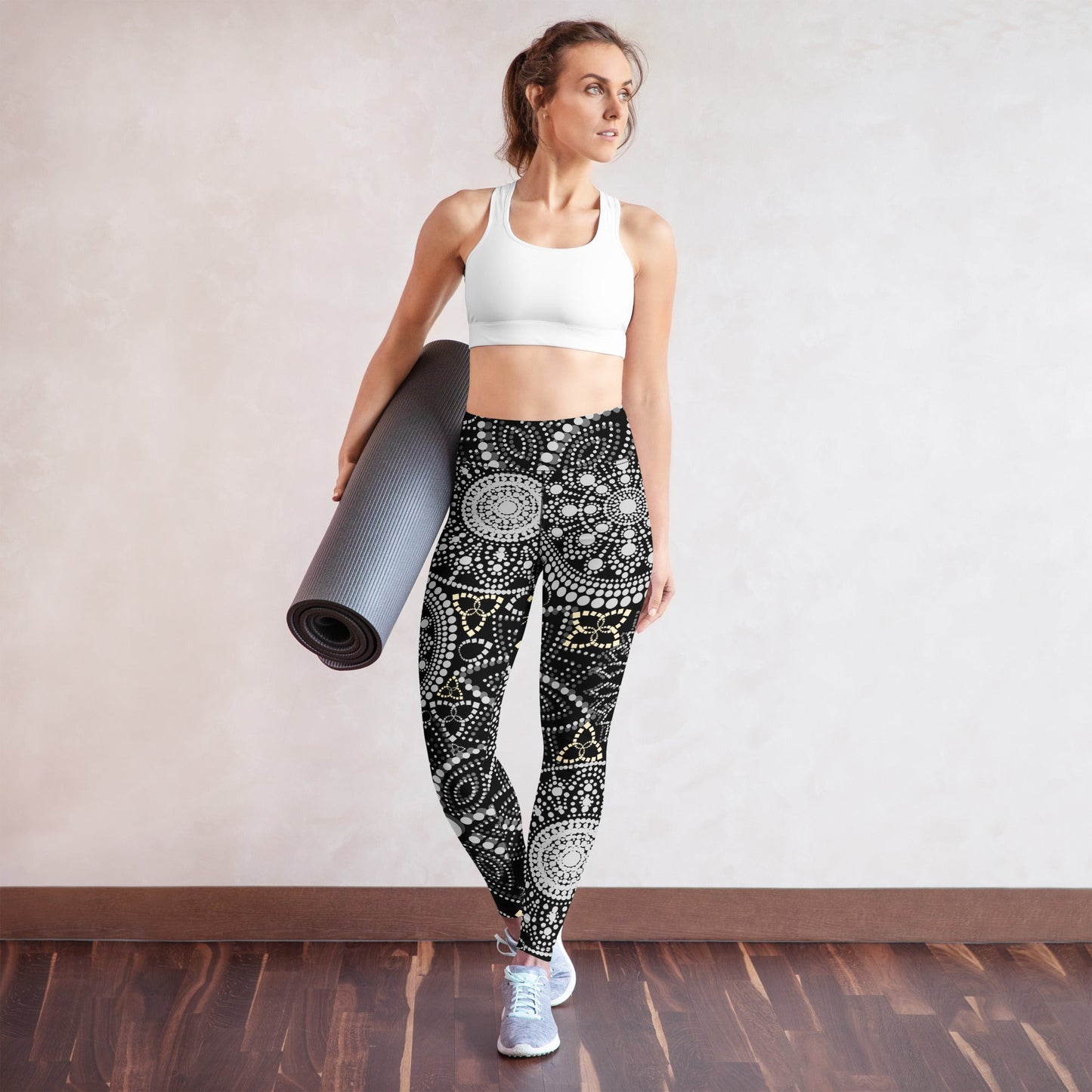 Yoga Leggings Mandala Schwarz Weiß – Superweiche Leggings mit hohem Bund & 4 - Wege - Stretch | Boho Sporthose Damen - YogaStylz