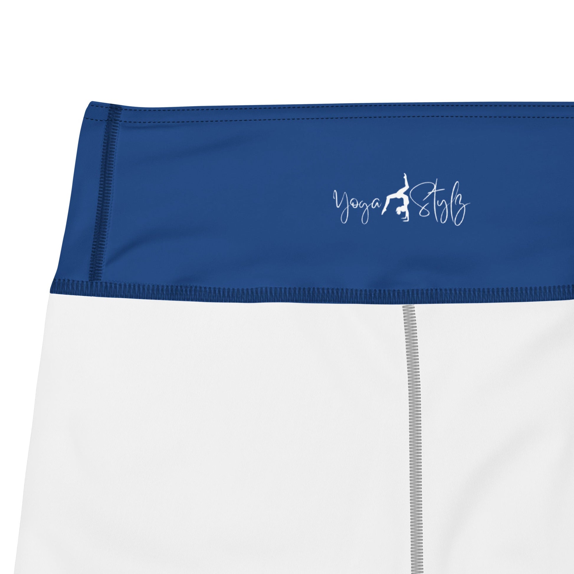 Yoga - Shorts in Dunklem Himmelblau - YogaStylz