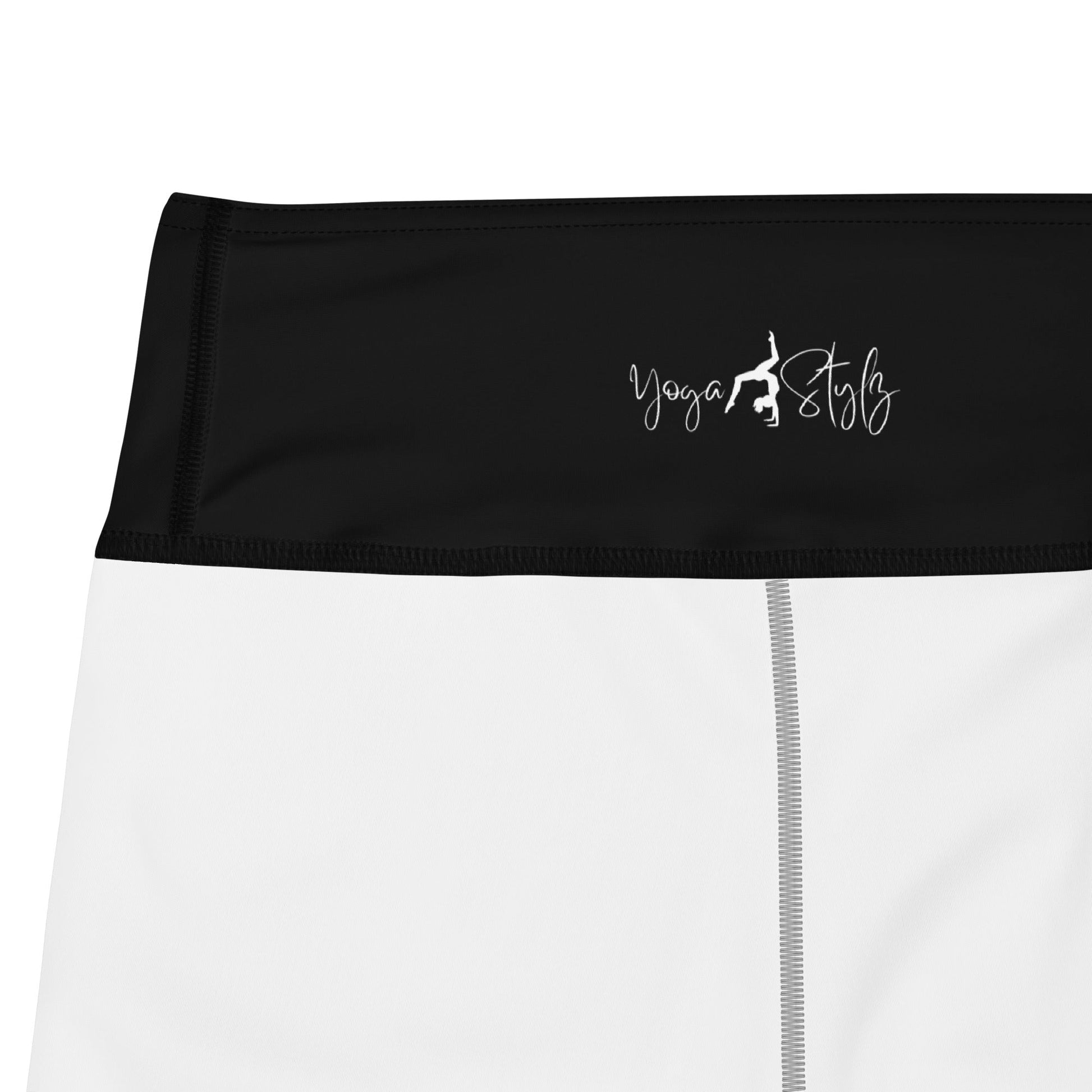 Yoga - Shorts in Schwarz - YogaStylz